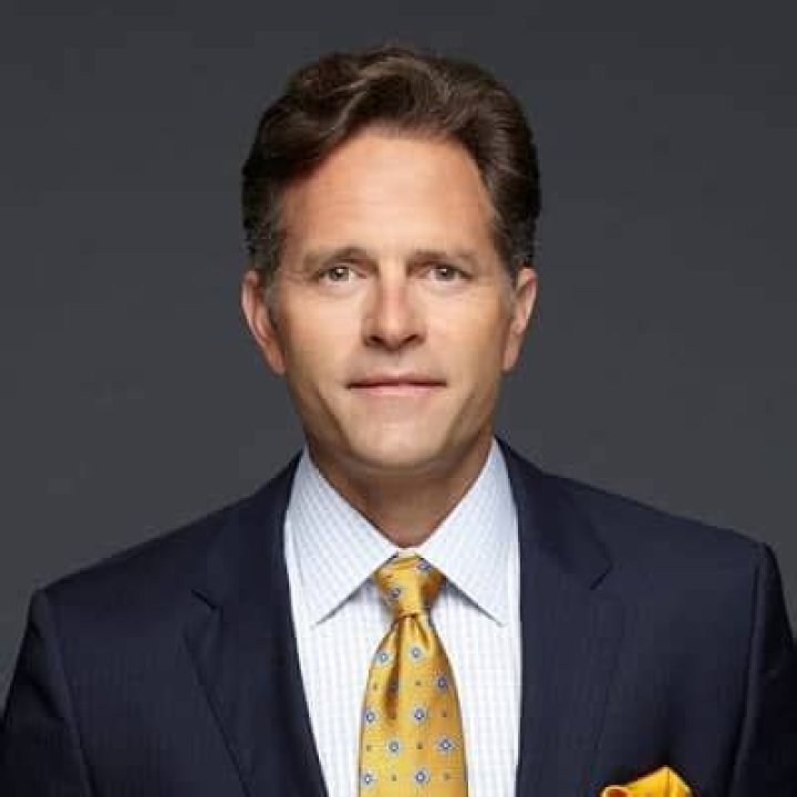 Eric Karros - Bio, Age, Net Worth, Salary, Height, Married, Nationality, Body Measurement, Career