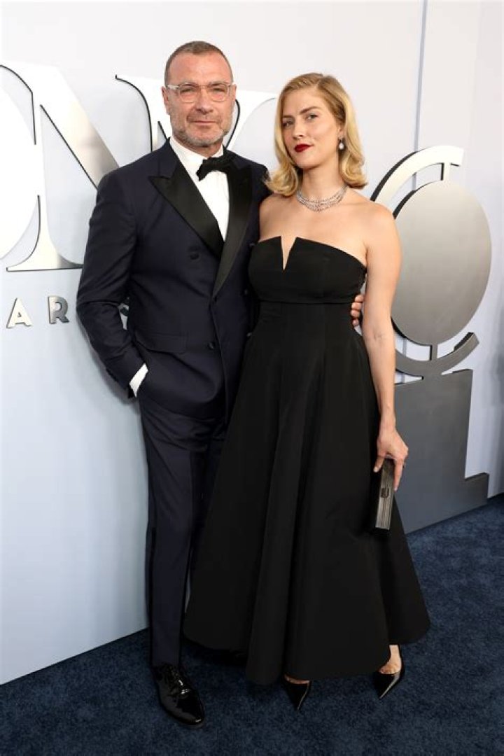 How Liev Schreiber Met Taylor Neisen