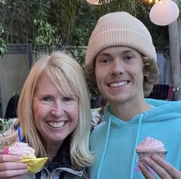 Tanner Fox Youtuber Wiki Net Worth Height